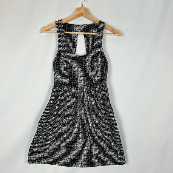 Urban Outfitter Silence + Noise Black and White Knee Length Dress Womens Size XS - Picture 1 of 13